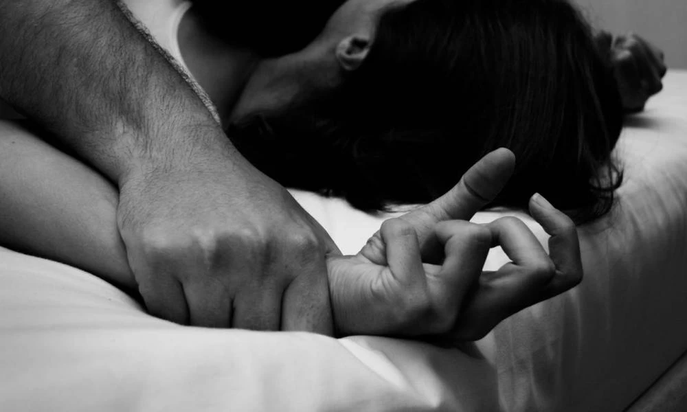 Φρίκη στον Πειραιά: Θείος βίασε την 14χρονη ανιψιά του!